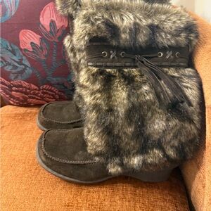 BareTraps Brown Faux Fur Winter Boots